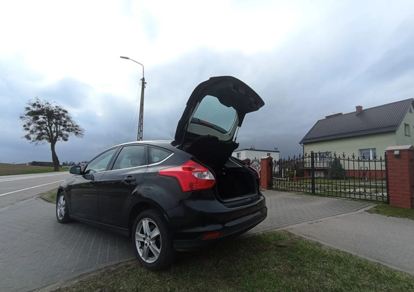 Ford Focus cena 23900 przebieg: 142896, rok produkcji 2013 z Chęciny małe 466